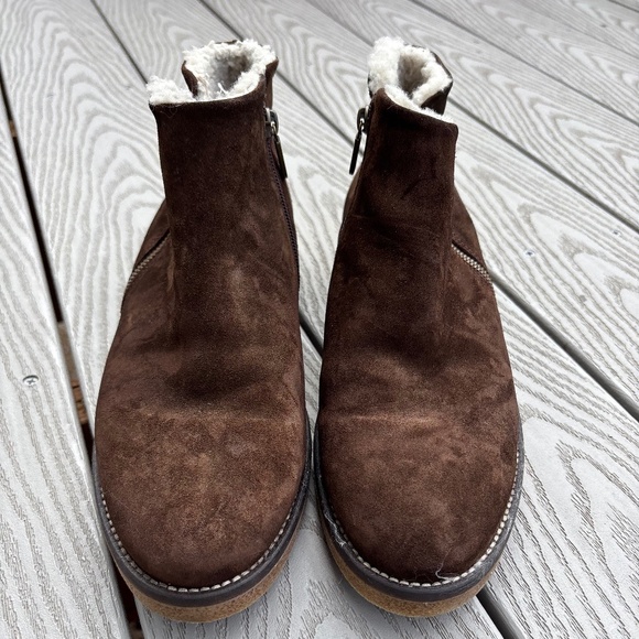 Italeau Waterproof Foliana Suede Round Toe Ankle Zip Booties US Size 10.5 - Picture 6 of 10